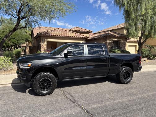 Black 2019 RAM 1500 Laramie