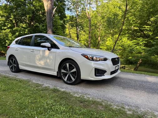 White 2018 Subaru Impreza 2.0i Sport