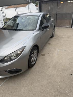 Silver 2014 Mazda Mazda3 i SV