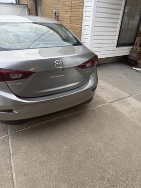 Silver 2014 Mazda Mazda3 i SV