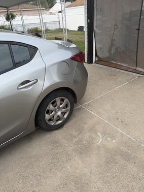 Silver 2014 Mazda Mazda3 i SV