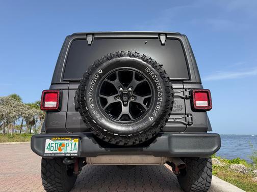 Gray 2021 Jeep Wrangler Unlimited Willys