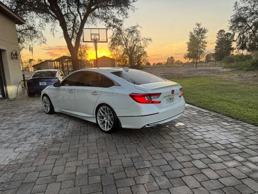 2018 Honda Accord Hybrid Touring