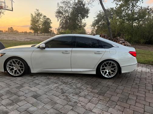 2018 Honda Accord Hybrid Touring