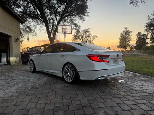 2018 Honda Accord Hybrid Touring