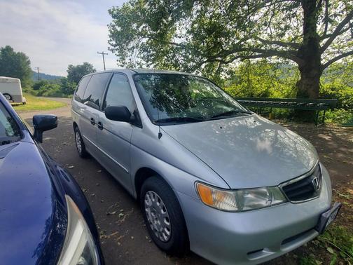 Silver 2004 Honda Odyssey LX