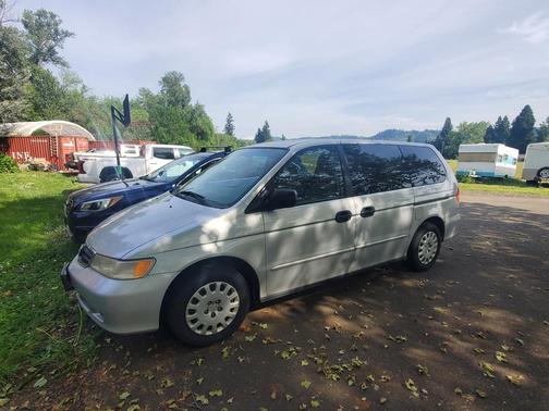 Silver 2004 Honda Odyssey LX