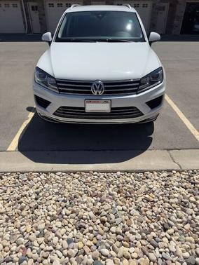 2016 Volkswagen Touareg VR6 Sport w/Technology