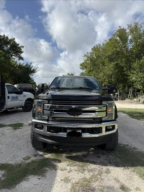 Black 2017 Ford F-250 Lariat