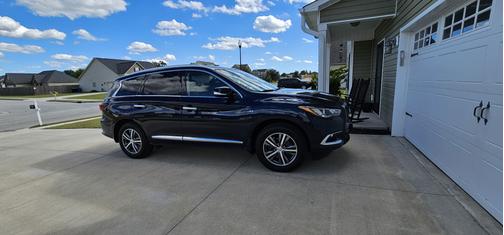 2020 INFINITI QX60 LUXE