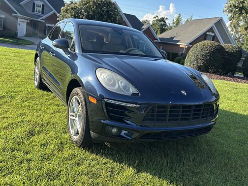 2017 Porsche Macan Macan