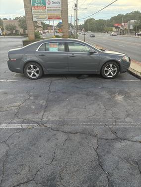 Gray 2009 Chevrolet Malibu 2LT