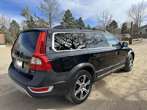 2012 Volvo XC70 T6 Premier Plus