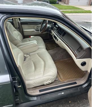 1997 Lincoln Town Car Signature
