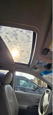 2011 Toyota Sienna XLE