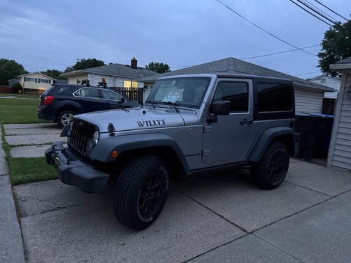 Silver 2016 Jeep Wrangler Willys Wheeler