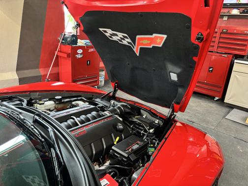 2005 Chevrolet Corvette Base