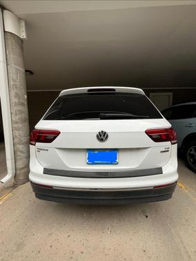 White 2018 Volkswagen Tiguan 2.0T SE
