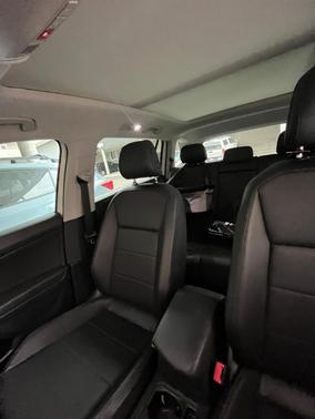 White 2018 Volkswagen Tiguan 2.0T SE