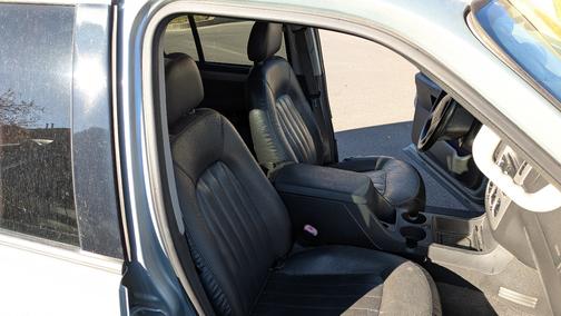 2005 Mercury Mountaineer Base