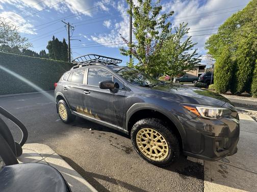 Gray 2018 Subaru Crosstrek 2.0i Premium