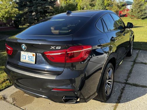 2016 BMW X6 xDrive35i