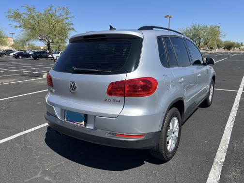 2017 Volkswagen Tiguan Limited 2.0T