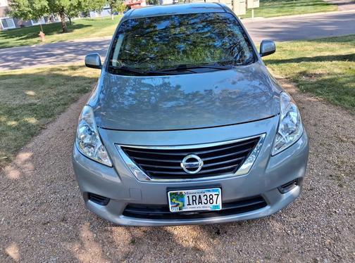 2014 Nissan Versa 1.6 SV