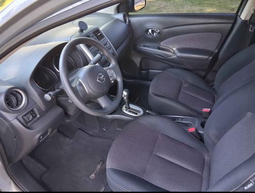 2014 Nissan Versa 1.6 SV