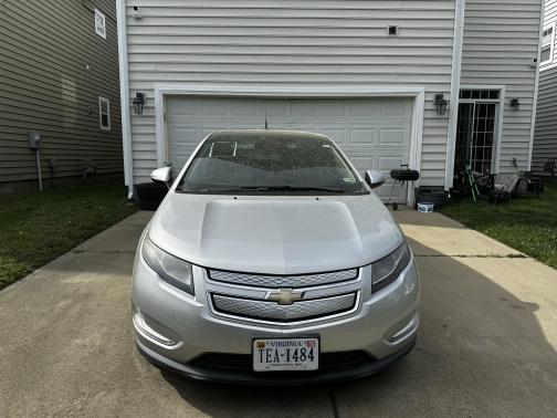 2011 Chevrolet Volt Base