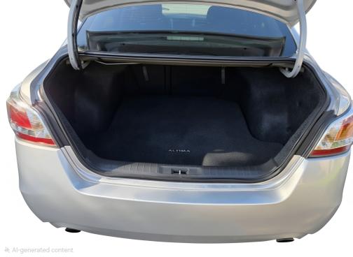 Silver 2015 Nissan Altima 2.5