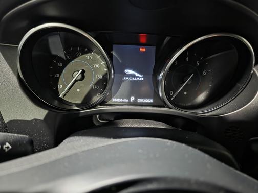 2018 Jaguar F-PACE 30t Premium