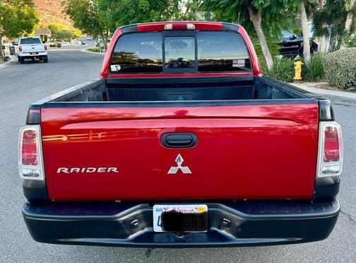 2007 Mitsubishi Raider Duro Cross B6