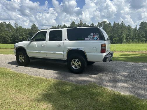 2003 Chevrolet Suburban 1500 LT