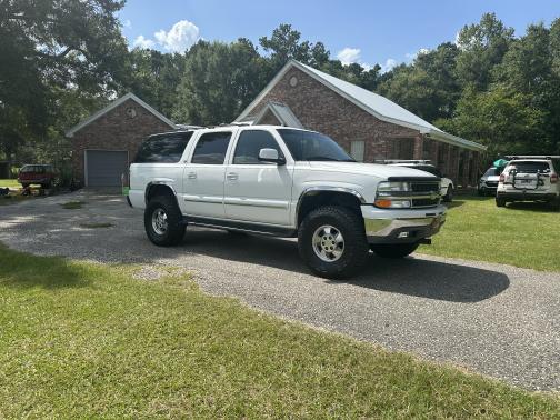 2003 Chevrolet Suburban 1500 LT