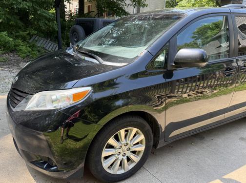 2014 Toyota Sienna LE