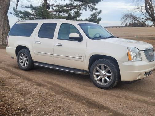 2013 GMC Yukon XL Denali
