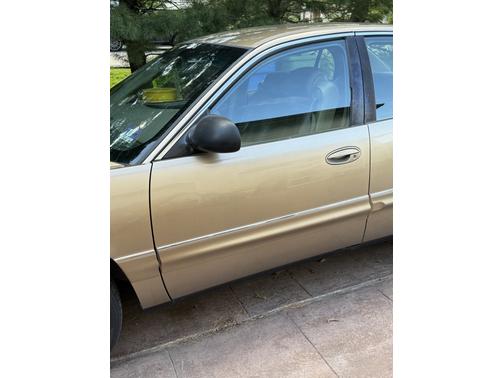 1999 Buick Park Avenue Base