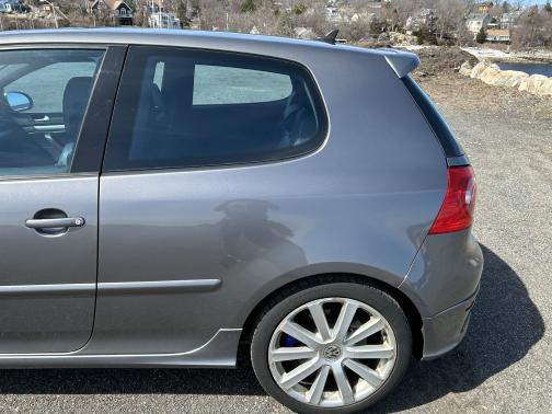2008 Volkswagen R32 Base