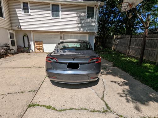 Photo 3 of 5 of 2020 Tesla Model 3 Standard Range