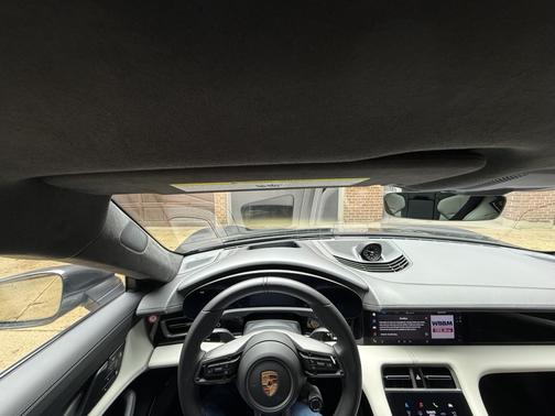 2022 Porsche Taycan Turbo