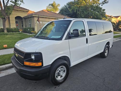 2016 Chevrolet Express 2500 LS