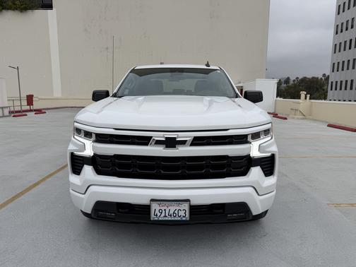 White 2022 Chevrolet Silverado 1500 RST