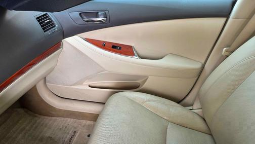 2011 Lexus ES 350 Base
