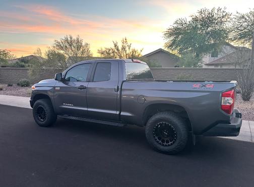 2014 Toyota Tundra SR