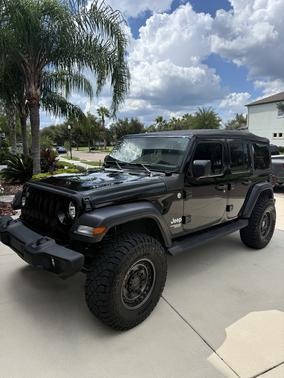 Black 2018 Jeep Wrangler Unlimited Sport