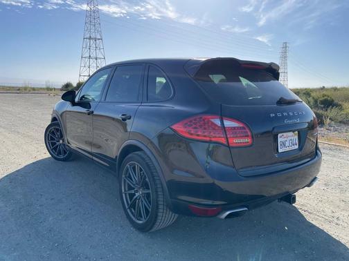 2012 Porsche Cayenne S