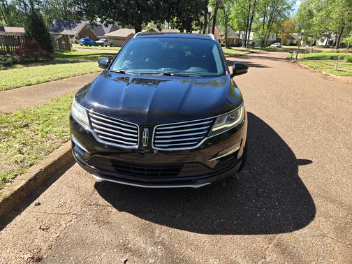 Gray 2017 Lincoln MKC Reserve