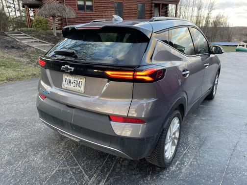 Silver 2023 Chevrolet Bolt EUV LT