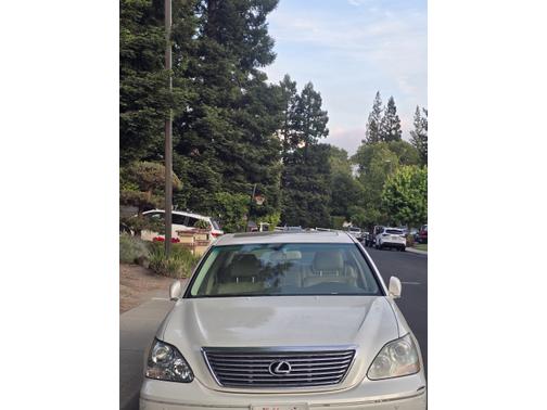 2004 Lexus LS 430 Base